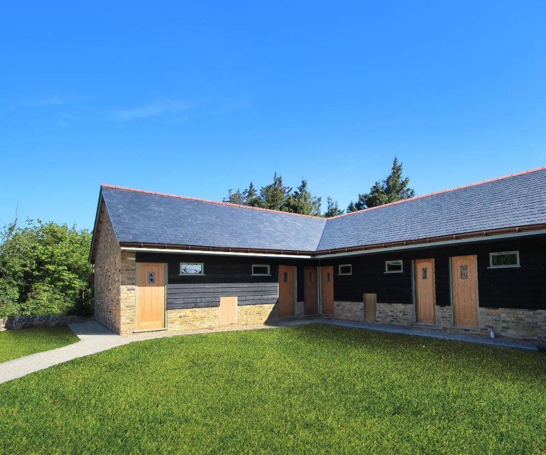 The Crown Lodges Deal Exterior foto
